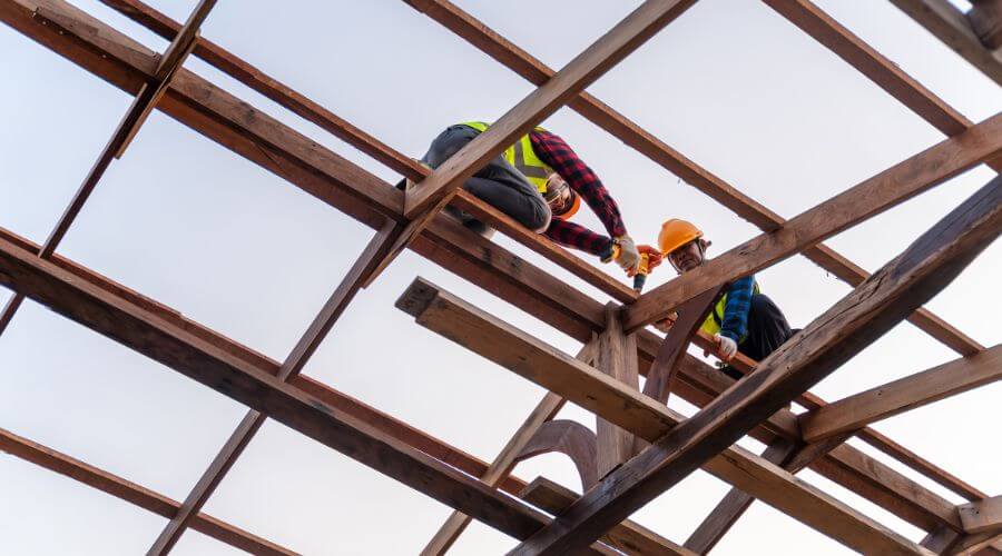 Professional residential roofers in Madison, CT